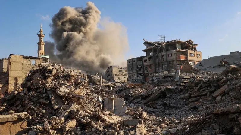 Soykırımcı İsrail’in Gazze’ye saldırılarında can kaybı 70 bin 654’e yükseldi