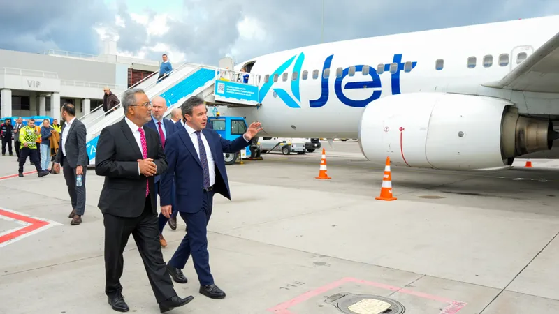 Ahmet Bolat’tan AJet’in saha ekiplerine ziyaret