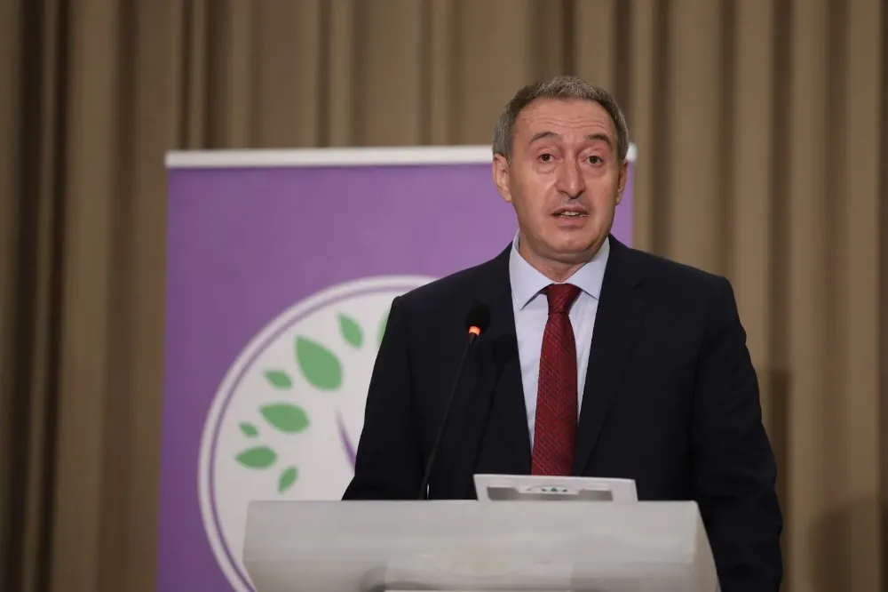 Bakırhan’dan Özel’e Sert Çıkış: “Çözümden Kaçan Açık Söylesin!”