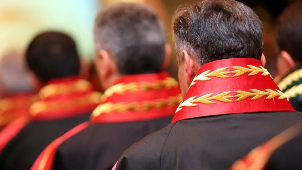 AYM’den Hakim ve Savcı Yardımcıları İçin Kritik İki Maddelik Karar