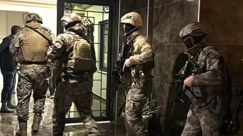 Ankara merkezli 6 ilde FETÖ operasyonu 