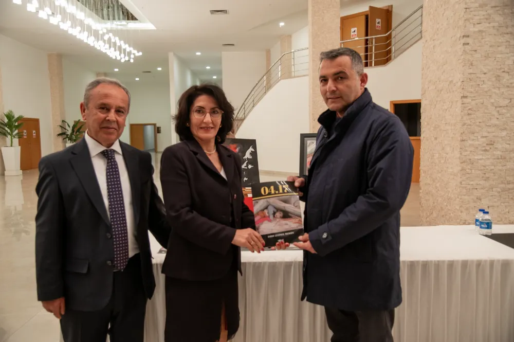 MANAVGAT’TA DEPREMZEDE ÇOCUKLARIN ESERLERİ SERGİLENDİ