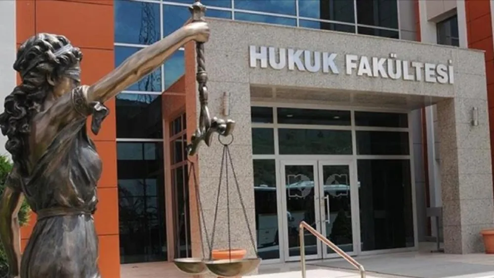 Bakan Tunç duyurdu: Hukuk fakültelerinde büyük değişiklik!
