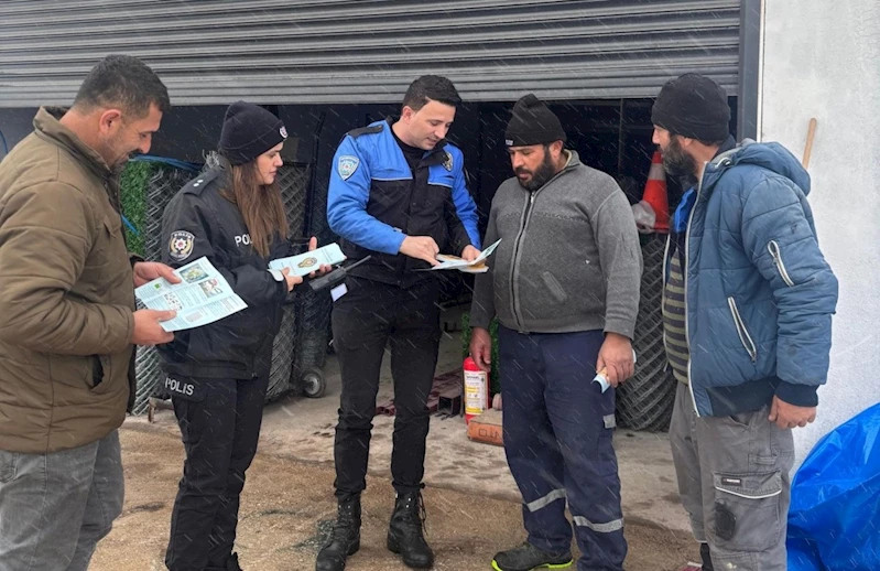 Gölbaşı İlçe Emniyet Müdürlüğü’nden esnaf ve vatandaşlara güvenlik bilgilendirmesi 
