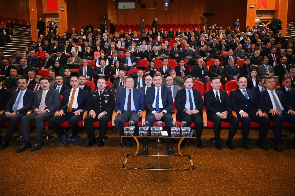  Hizmet içi eğitimlere devam