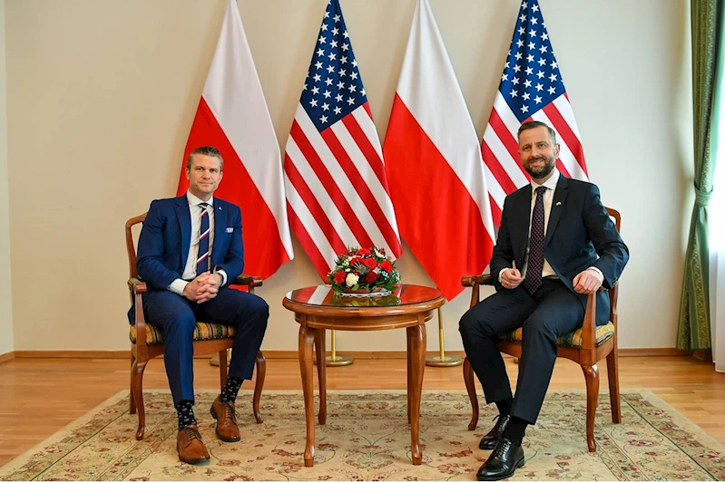 ABD Savunma Bakanı Avrupa