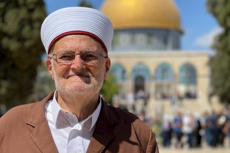 İşgalciler, Mescid-i Aksa Hatibi Sabri’nin evine baskın düzenledi