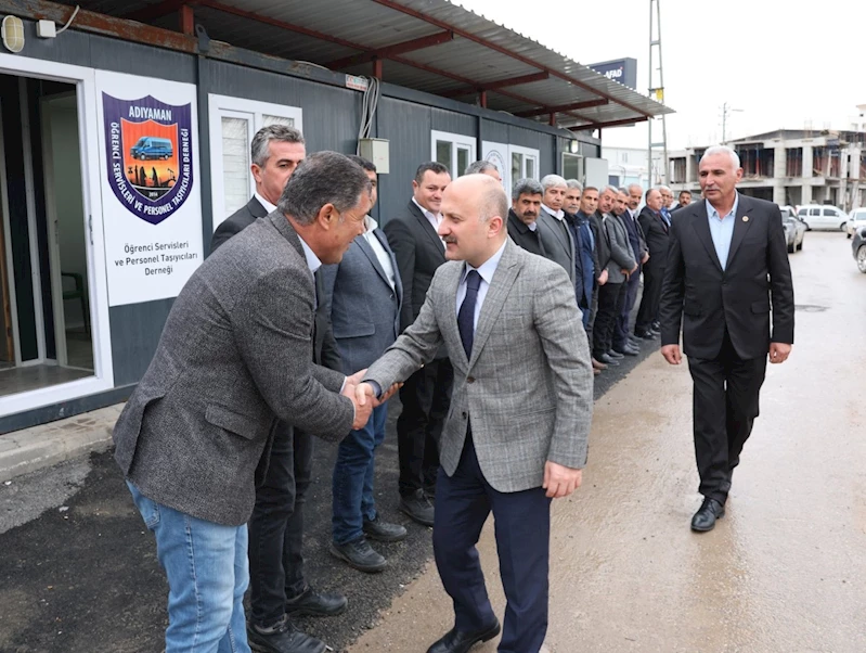 Adıyaman Valisi Osman Varol, Merkez ve Köy Muhtarları Derneği’ni ziyaret etti 