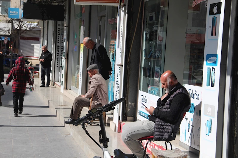 Esnaf artan hırsızlık olaylarına çözüm istiyor