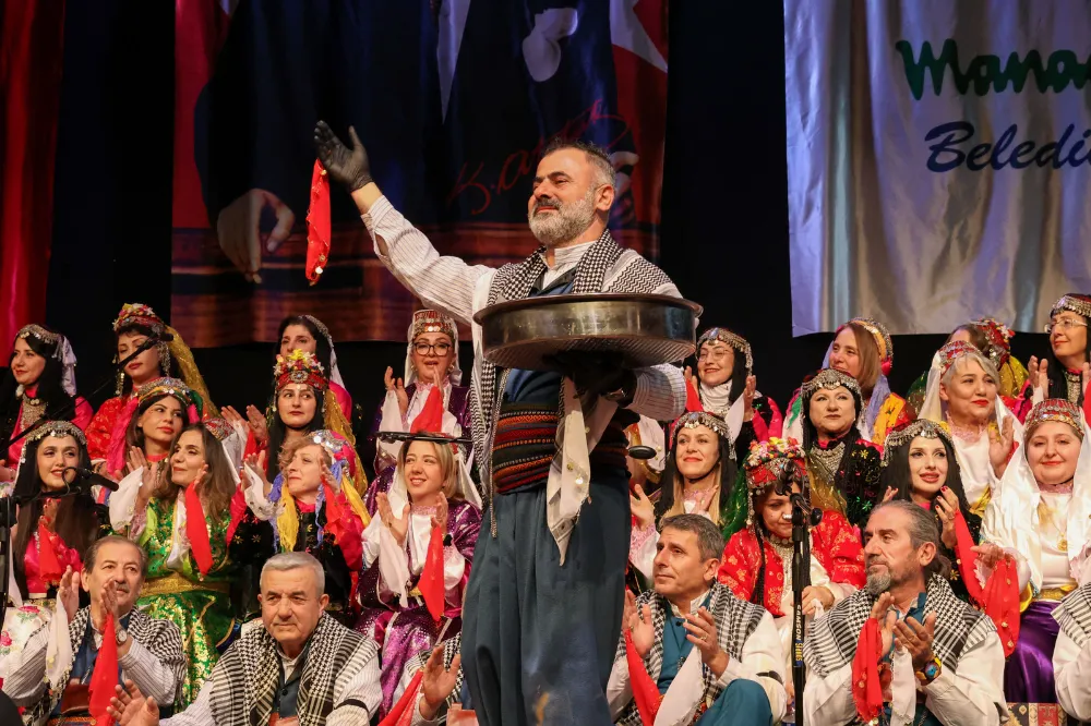 MANAVGAT’TA SIRA GECESİ COŞKUSU