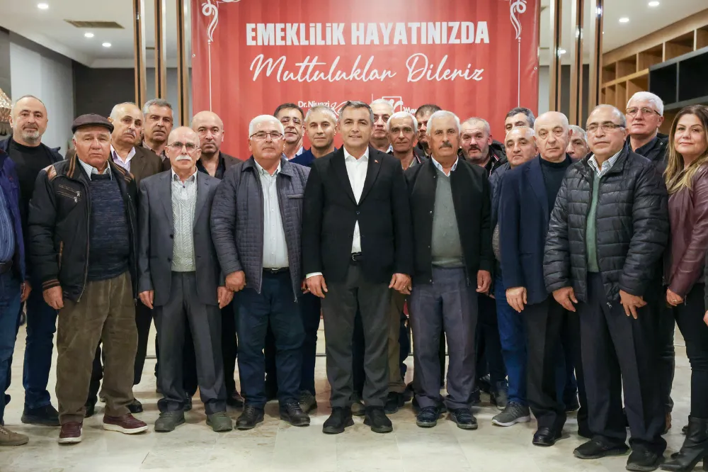 MANAVGAT BELEDİYESİ’NDEN EMEKLİ ÇALIŞANLARA TEŞEKKÜR YEMEĞİ 