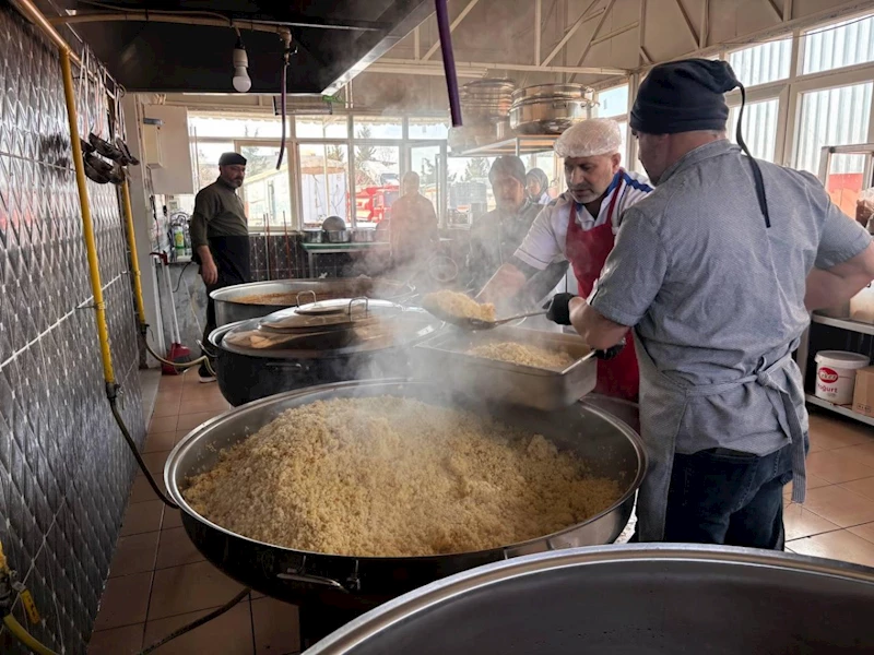 Adıyaman Belediyesi, Ramazan ayında 50 bin kişiye iftar yemeği verecek  - Videolu Haber