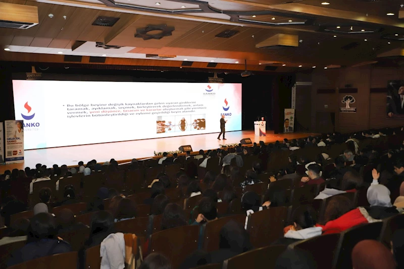 Üniversite yolunda sınav stratejileri etkinliği 