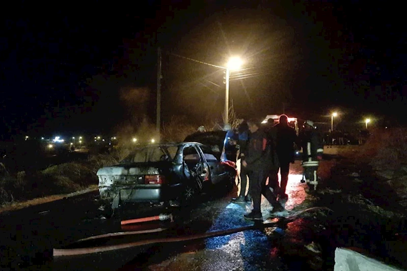 Konya’da seyir halindeki araçta yangın: 1 ölü, 2 yaralı