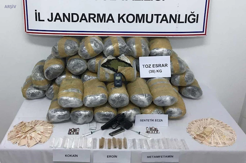 Bingöl’de uyuşturucu operasyonu: 8 gözaltı