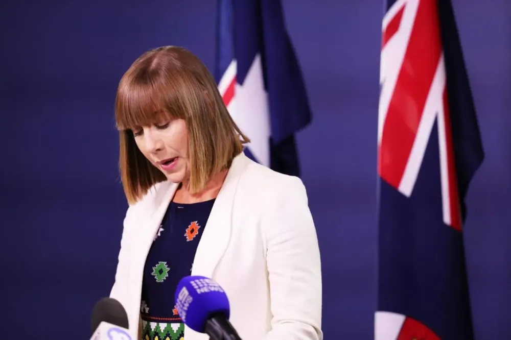 Darısı Bizimkilerin Başına