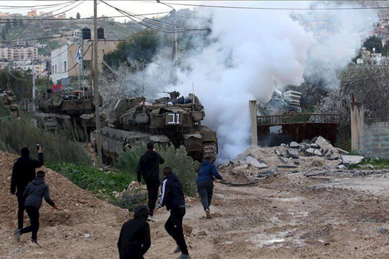 İşgalciler, Ramazan’ın ilk gününde Batı Şeria’da 11 evi yıktı