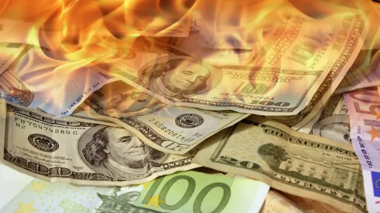 Dolar ve Euro zirveden döndü! Yüzde 10,22 değerlendi! Bugün dolar kaç lira?