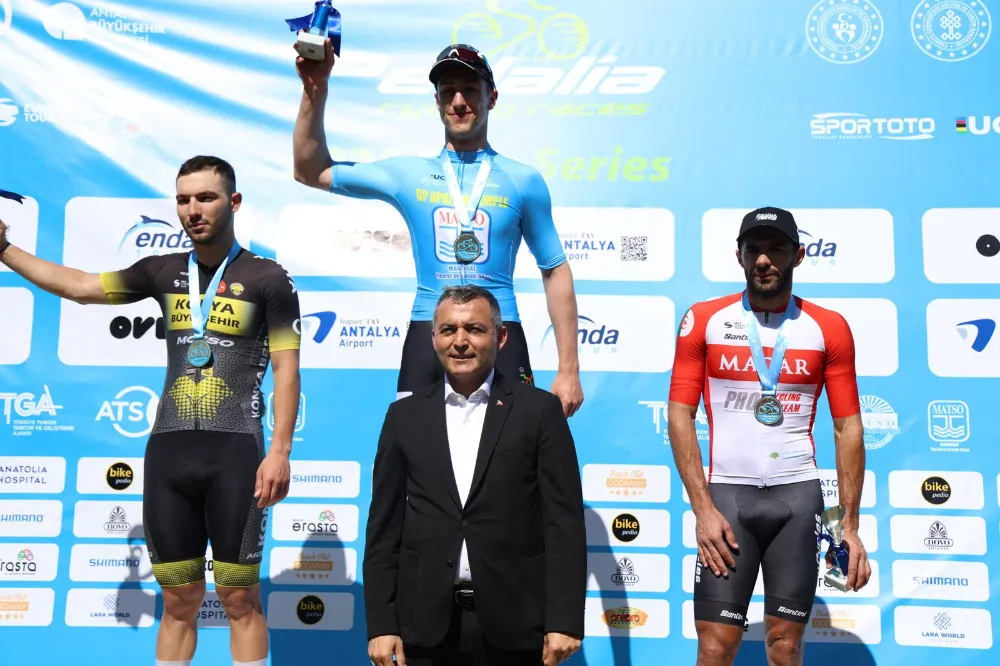 BAŞKAN KARA, GRAND PRIX APOLLON TEMPLE YARIŞININ ARDINDAN ÖDÜL TÖRENİNE KATILDI