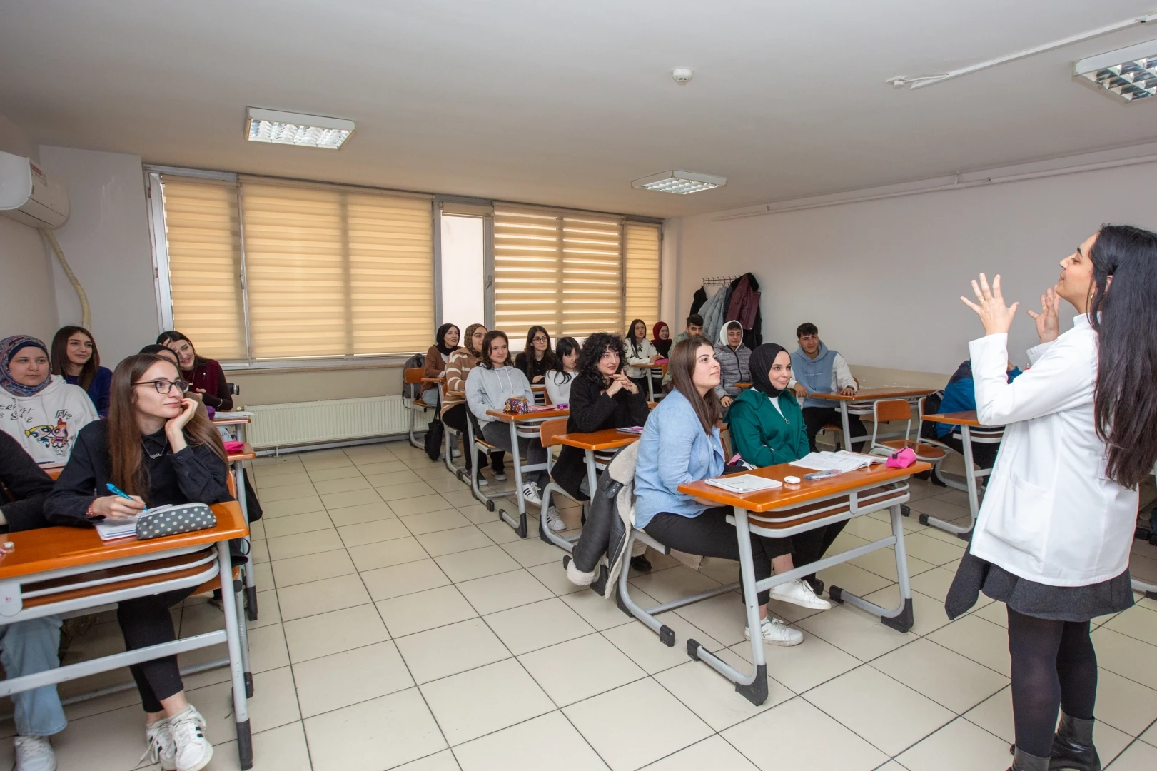 Bursa Büyükşehir, üniversite adaylarının yanında