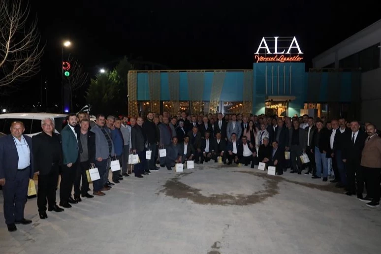 Bursa İnegöl Belediyesi, 116 mahalle muhtarıyla aynı sofrada