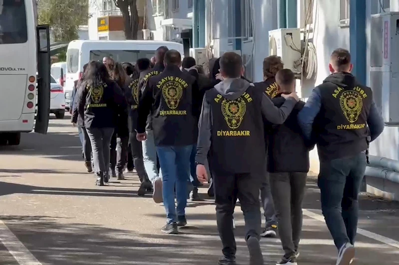 Diyarbakır Nevruz programında yankesicilik yapan hırsızlar yakalandı: 9 kişi tutuklandı