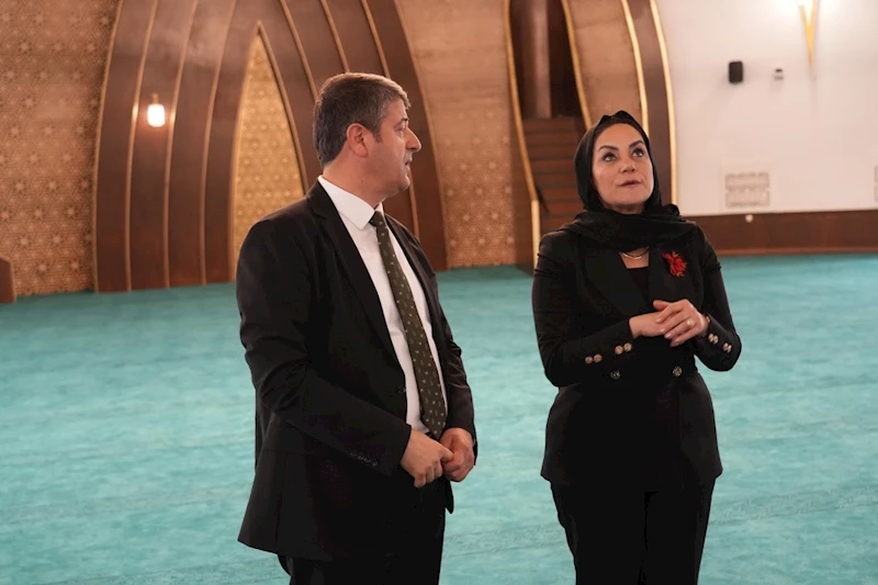 Başkan Tutdere ve Yüceer, Kent Meydanı Camii’nde incelemelerde bulundu  - Videolu Haber