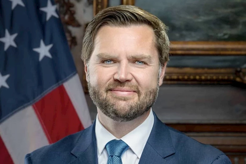 ABD Başkan Yardımcısı tepkilerin gölgesinde Grönland