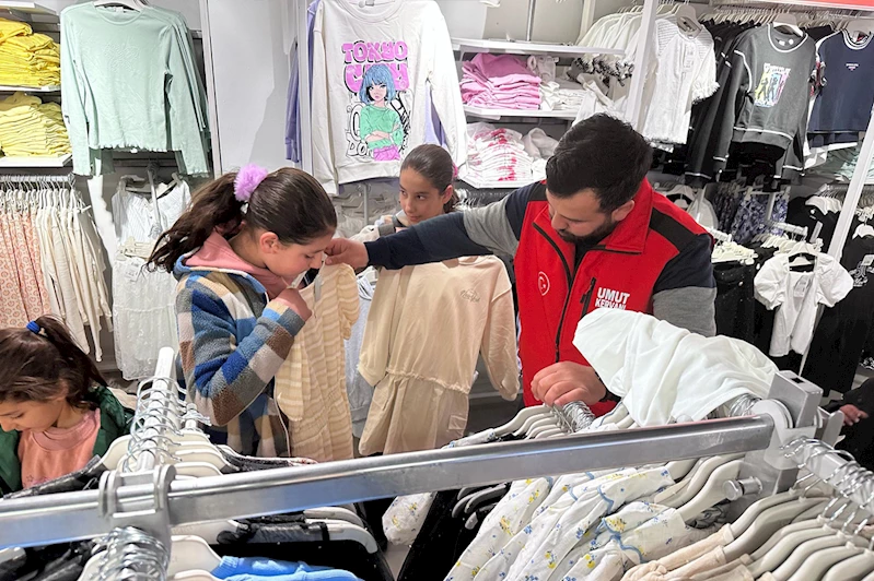 Umut Kervanı’ndan çocuklara bayram hediyesi