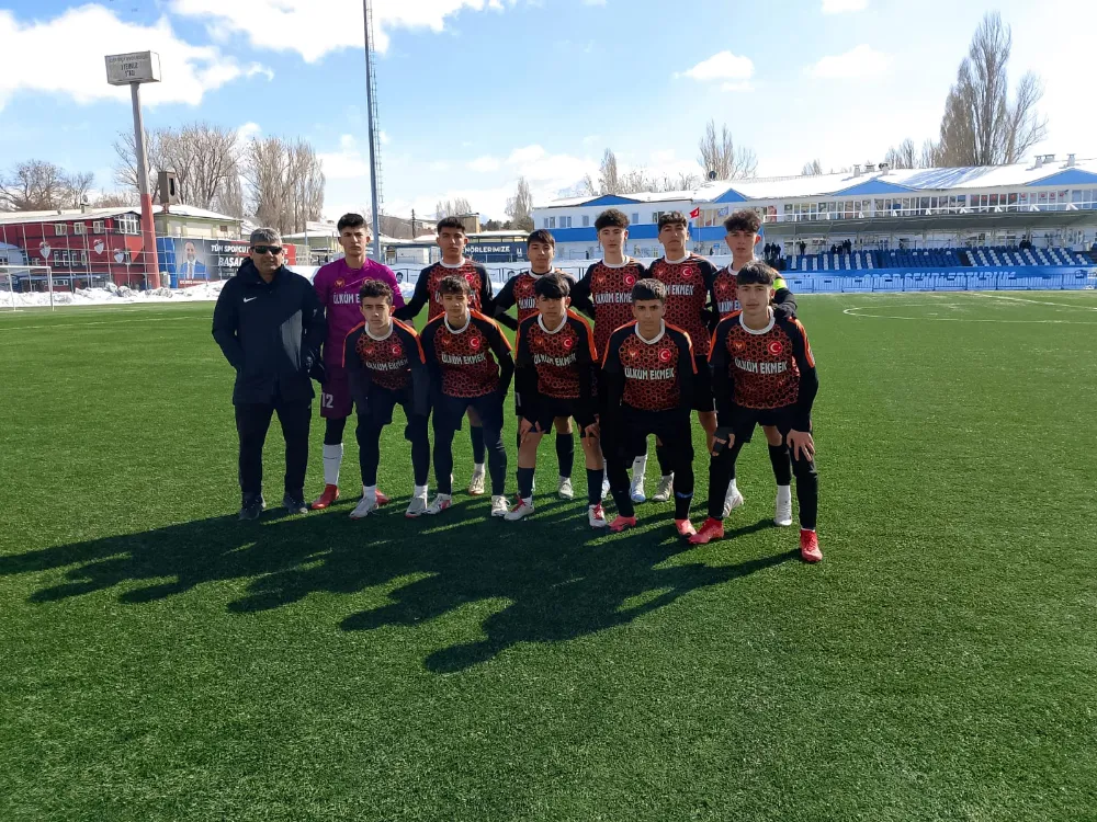 ERZURUM B.B. U-16 YAŞ GRUBUNDA SONA YAKLAŞTIKÇA HEYECAN ARTIYOR