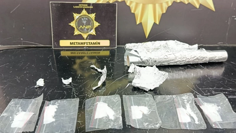 Adıyaman’da uyuşturucu operasyonu: 8.14 gram metamfetamin ele geçirildi, 1 kişi tutuklandı  - Videolu Haber
