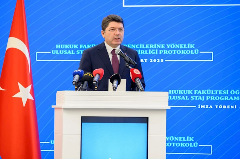 Bakan Tunç: Hukuk fakültesi öğrencilerine adliyede staj imkanı sağlıyoruz