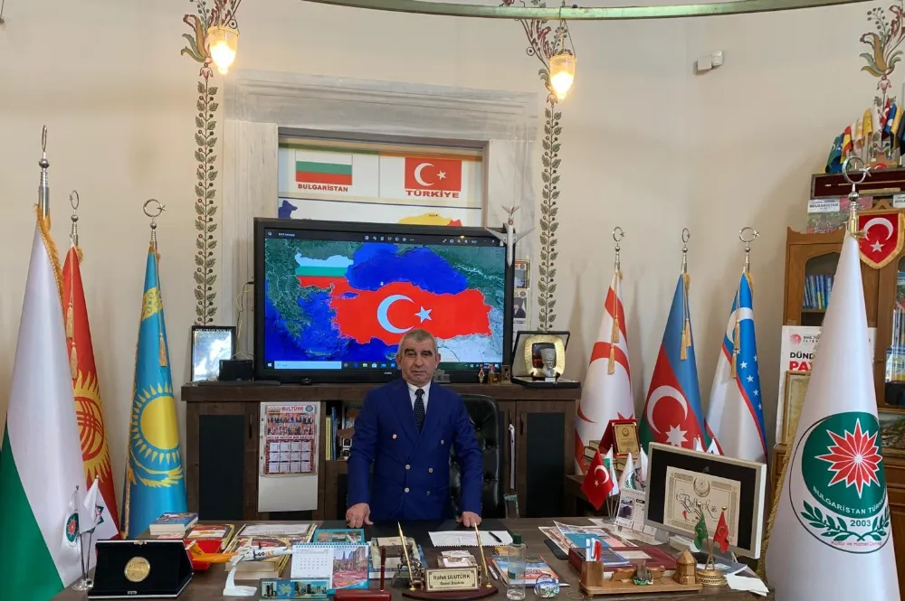 RAFET ULUTÜRK:  TARİHE ADINI YAZAN ADAM