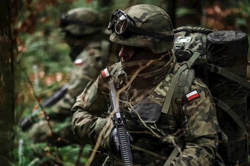 Polonya’dan kapsamlı askeri eğitim programı 
