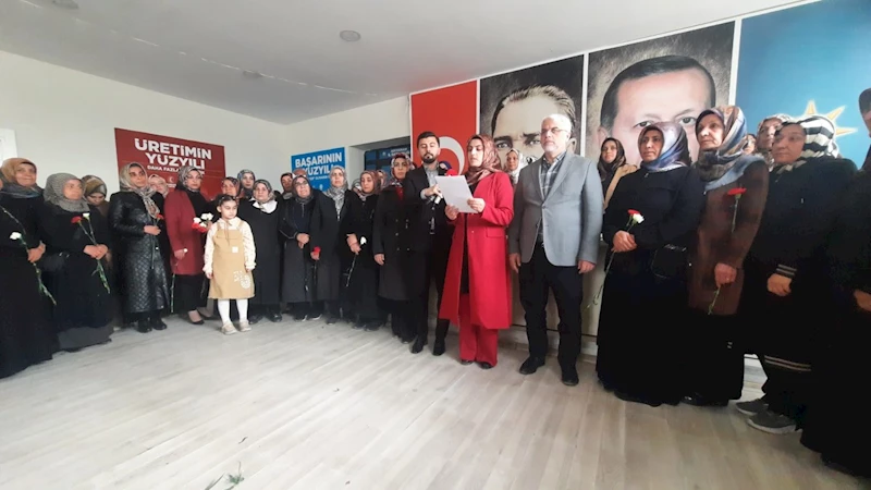 AK Parti Kadın Kolları Başkanı Saliha Diler: 