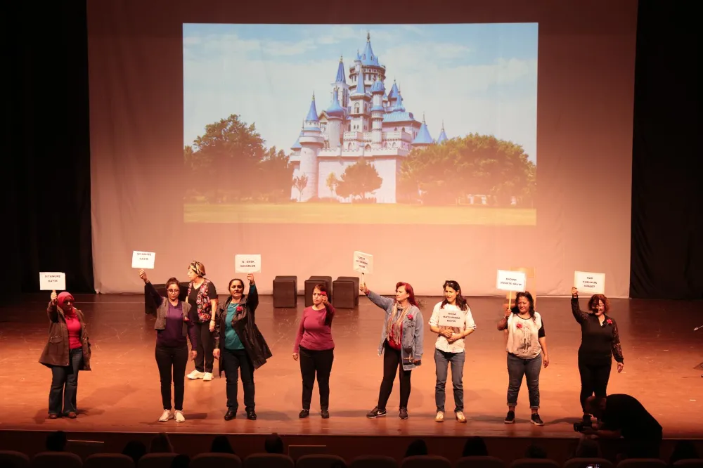 MANAVGAT BELEDİYESİ’NDEN KADIN DAYANIŞMASINA DESTEK