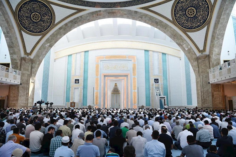 Cuma hutbesi: Ümmet olmak, birlik olmaktır