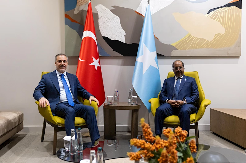Dışişleri Bakanı Fidan Somali Cumhurbaşkanı Mahmud ile görüştü