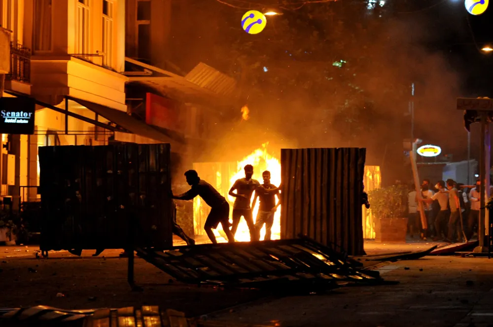 Duyduk duymadık demeyin!  Çinci Şeften yeni inciler!..