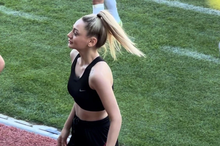 Şampiyon güzel başkanın sevinç gözyaşları