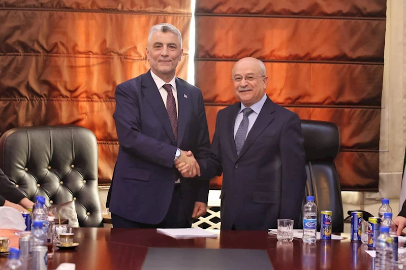 Bakan Bolat, Suriyeli mevkidaşıyla ulaştırma altyapısının yeniden inşasını görüştü