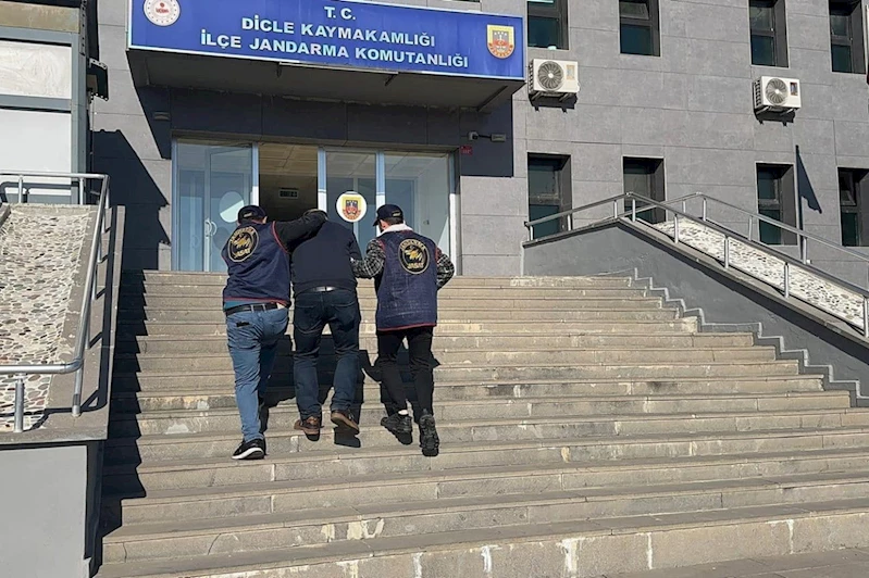 Çeşitli suçlardan hapis cezaları bulunan 3 şahıs yakalandı