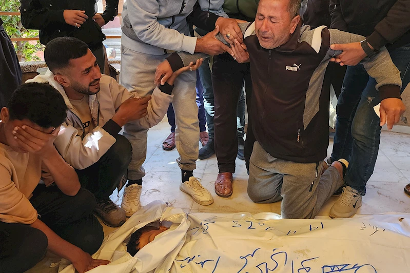 Siyonist rejim Gazze’de katliama devam ediyor: Şehit sayısı 51 bini aştı