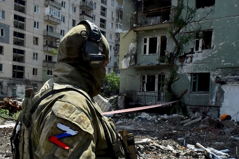 Rusya Donetsk’ta ilerliyor