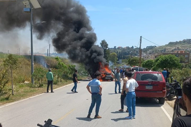 İşgalciler Güney Lübnan’da bir aracı hedef aldı: 1 şehit, 1 yaralı