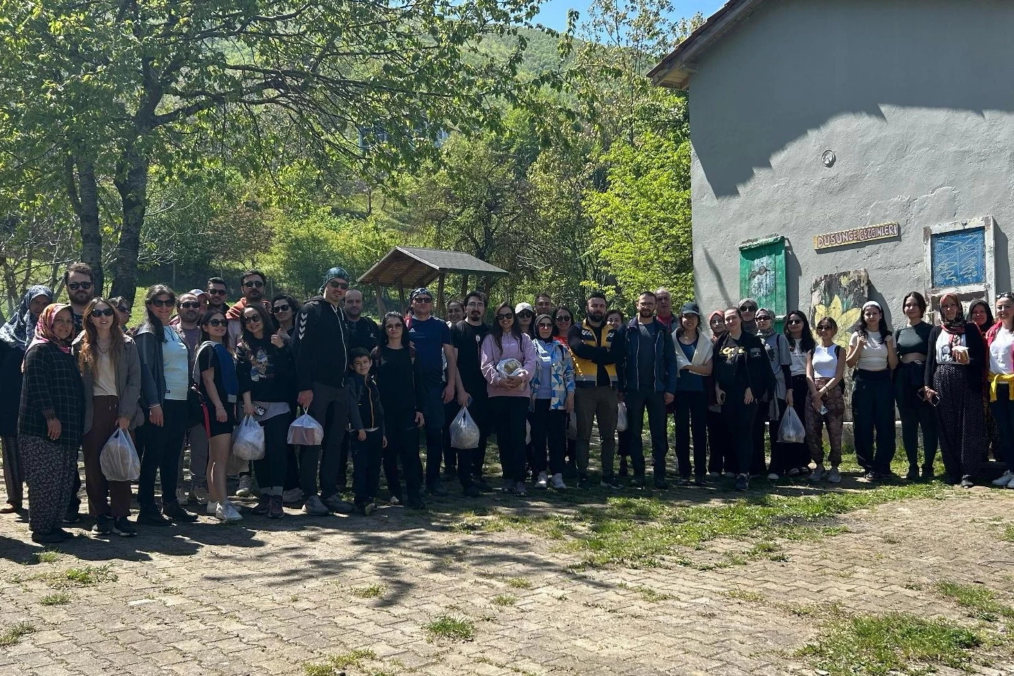 Mysia Yolları’nda baharın tadını çıkardılar