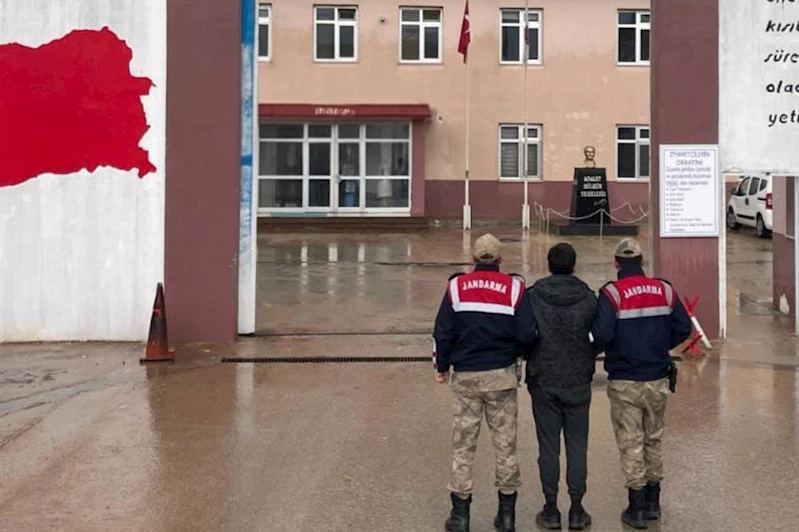 Birçok suçtan arama kaydı bulunan şahıs yakalandı