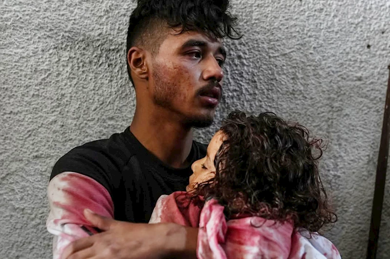 İşgalciler çadır kampları bombaladı: 9 şehit