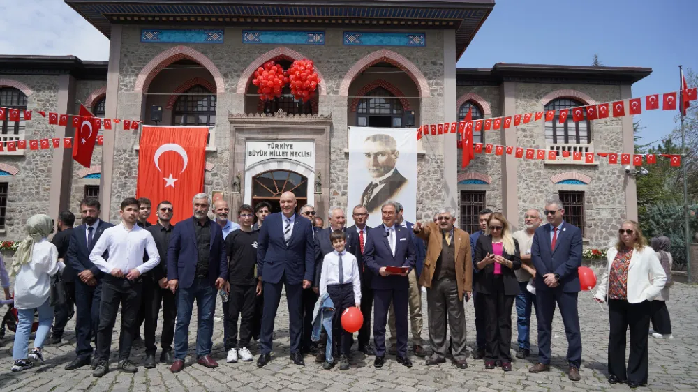 Ne mutlu Türk’üm diyene!