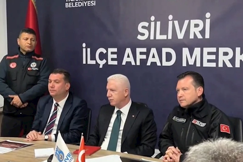 Vali Gül, depremin merkez üssü dahil 5 ilçede incelemelerde bulundu